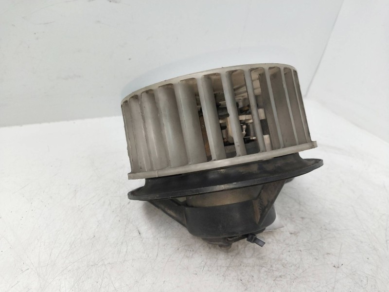 Recambio de motor calefaccion para opel rekord e 2.3 diesel referencia OEM IAM   