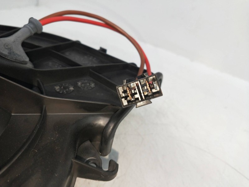 Recambio de motor calefaccion para opel tigra twin top 1.3 16v cdti cat (z 13 dt / ln9) referencia OEM IAM 0064537  