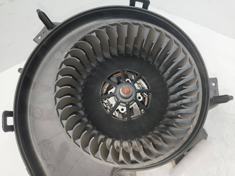 Recambio de motor calefaccion para opel tigra twin top 1.3 16v cdti cat (z 13 dt / ln9) referencia OEM IAM 0064537  
