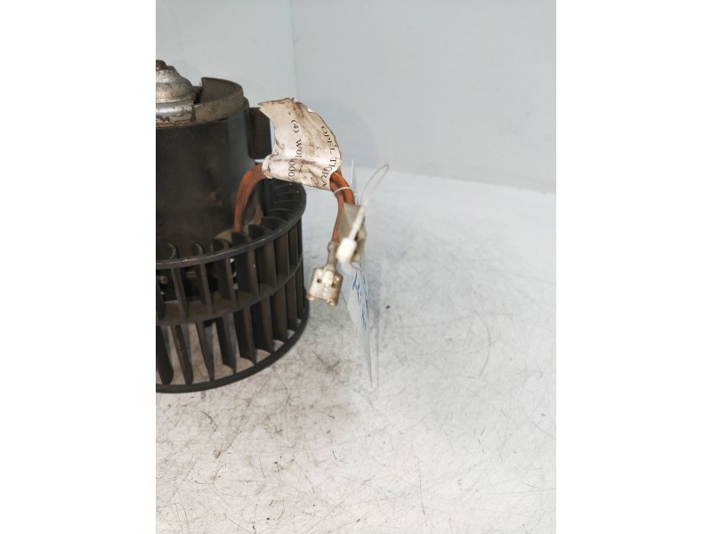 Recambio de motor calefaccion para opel tigra referencia OEM IAM 52463000 17360007 