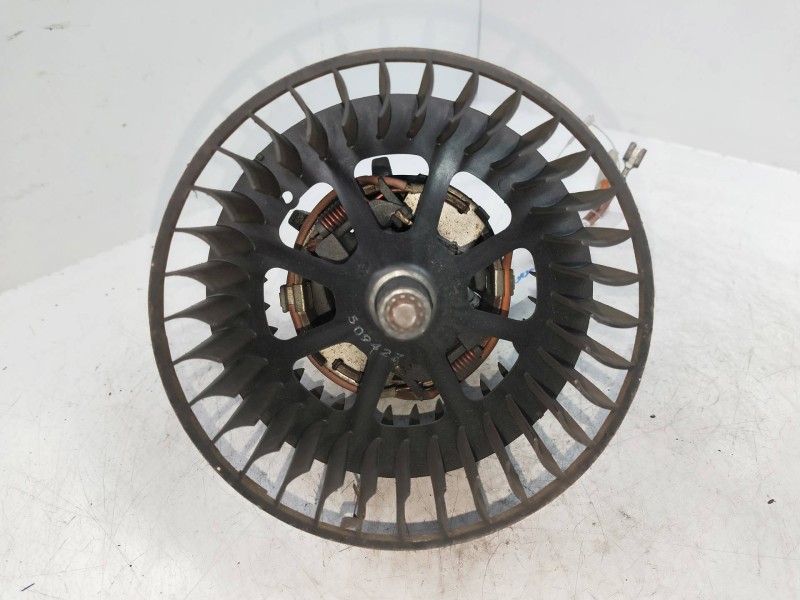 Recambio de motor calefaccion para opel tigra referencia OEM IAM 52463000 17360007 