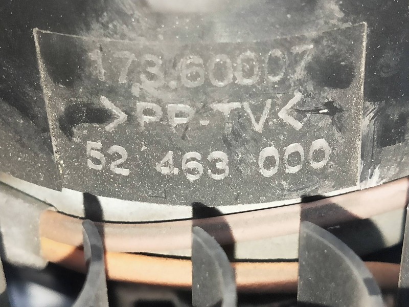 Recambio de motor calefaccion para opel tigra referencia OEM IAM 52463000 17360007 