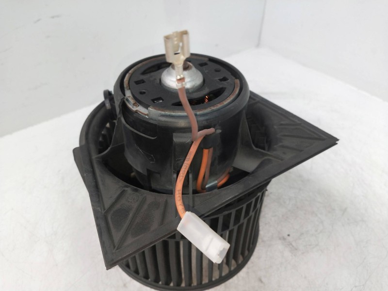 Recambio de motor calefaccion para opel vectra b berlina 2.0 dti referencia OEM IAM   