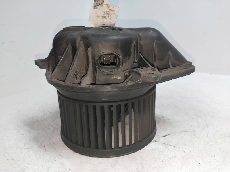 Recambio de motor calefaccion para opel vivaro furgón/combi (07.2006 =>) 2.0 16v cdti referencia OEM IAM   