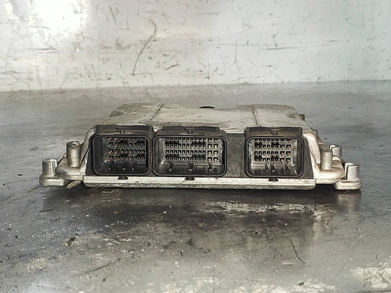 Recambio de centralita motor uce para peugeot 206 berlina xs referencia OEM IAM 0281011188 9648588880 9640938680 EDC15C2 75