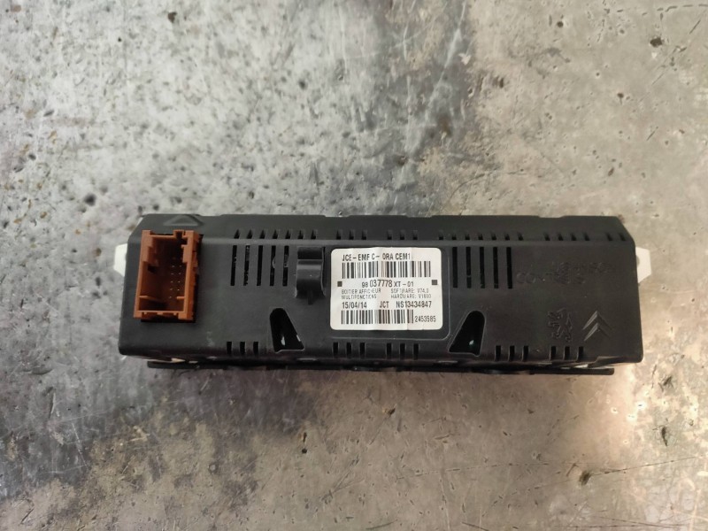 Recambio de pantalla multifuncion para citroen c3 tonic referencia OEM IAM 98037778XT NS13434847 