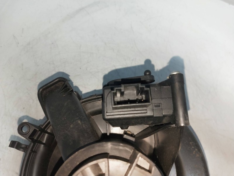 Recambio de motor calefaccion para opel zafira a 2.0 dti referencia OEM IAM 13159913 T600ECCGE03 