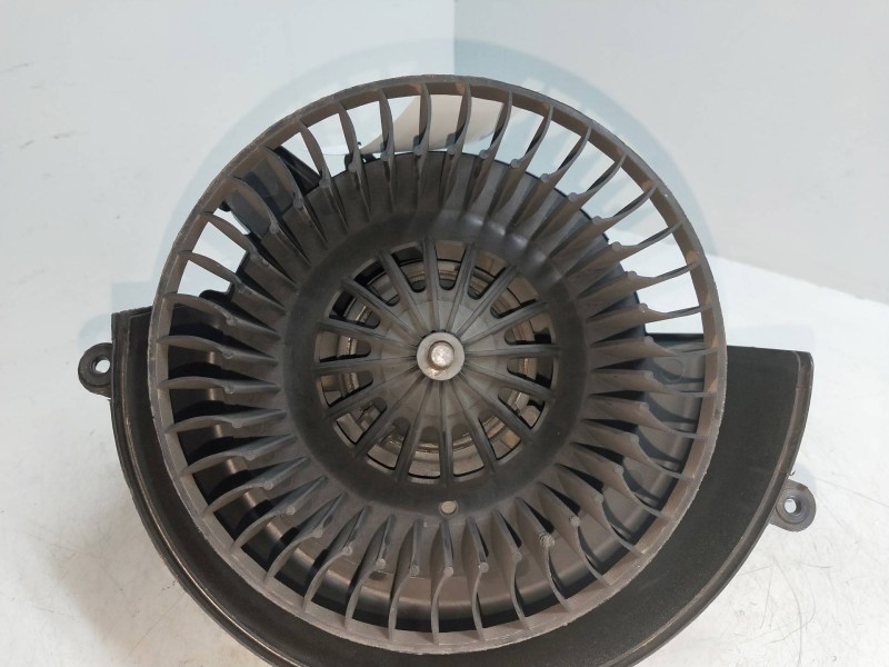 Recambio de motor calefaccion para opel zafira a 2.0 dti referencia OEM IAM 90437893 T600ACGE32 