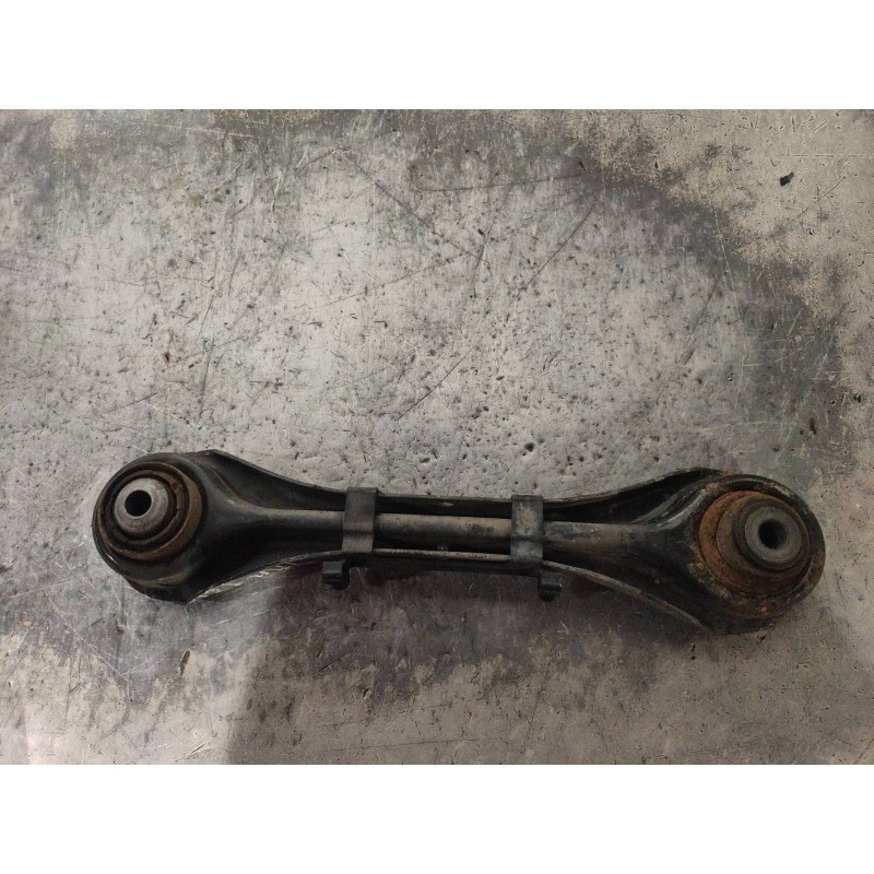 Recambio de brazo suspension superior trasero izquierdo para bmw serie 3 touring (e91) 320d referencia OEM IAM 3332677798005  