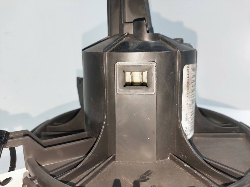 Recambio de motor calefaccion para opel zafira b 1.6 16v cat referencia OEM IAM D8087  