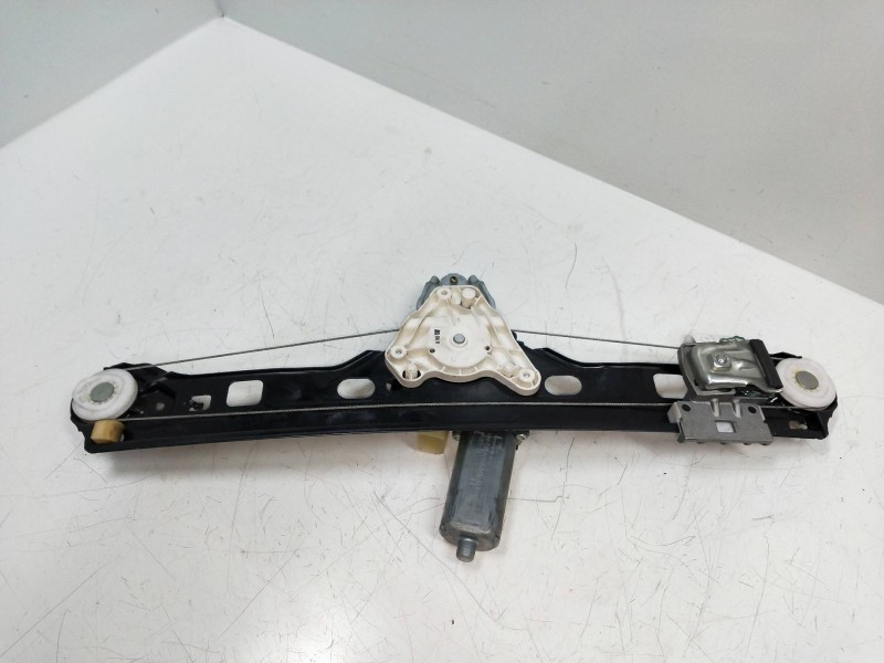 Recambio de elevalunas trasero izquierdo para mercedes clase c (w203) berlina 230 (203.052) referencia OEM IAM A2038202942 20373