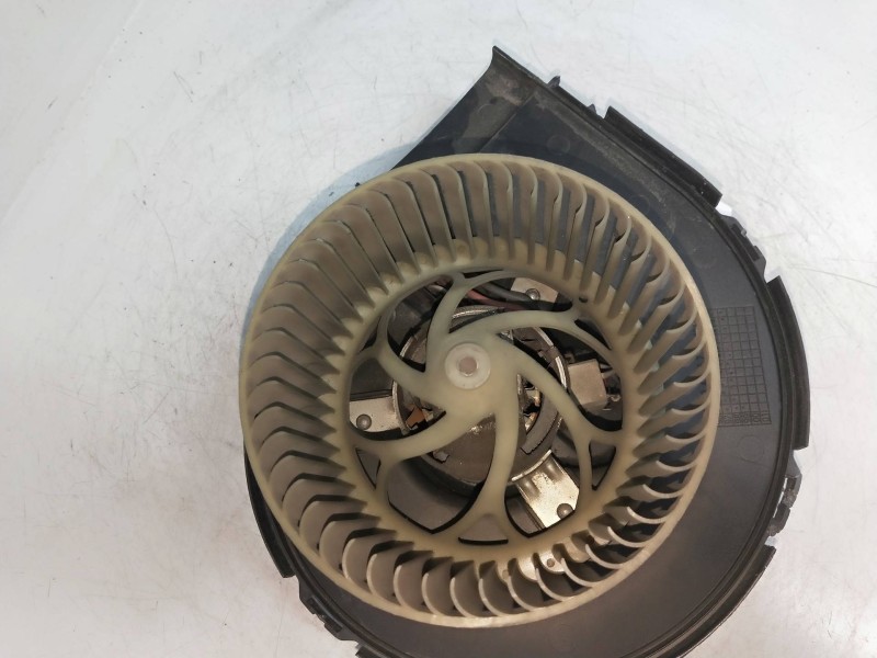 Recambio de motor calefaccion para peugeot 106 (s2) max d referencia OEM IAM 82905281R  