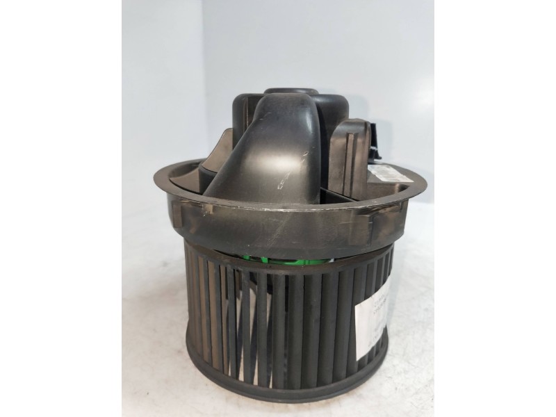 Recambio de motor calefaccion para peugeot 107 1.0 cat (384f) referencia OEM IAM N121813C L437450K01002 