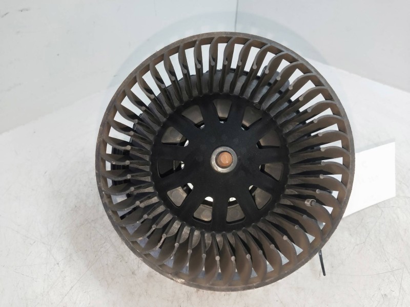 Recambio de motor calefaccion para peugeot 206 berlina xs referencia OEM IAM 5576705  