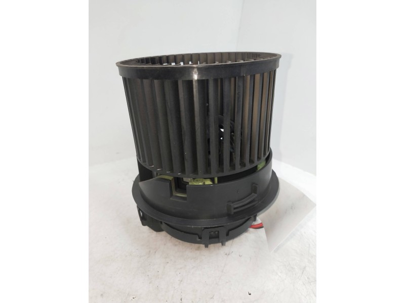 Recambio de motor calefaccion para peugeot 208 1.4 hdi fap referencia OEM IAM NN108411U0732  
