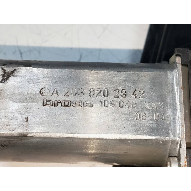 Recambio de elevalunas trasero izquierdo para mercedes clase c (w203) berlina 230 (203.052) referencia OEM IAM A2038202942 20373