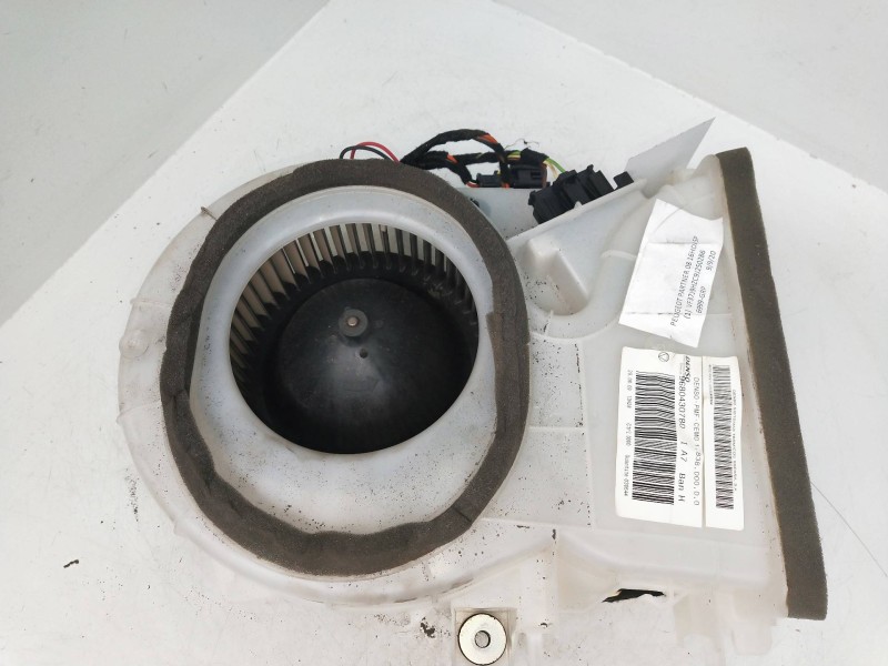 Recambio de motor calefaccion para peugeot partner kombi outdoor referencia OEM IAM 9680430780  