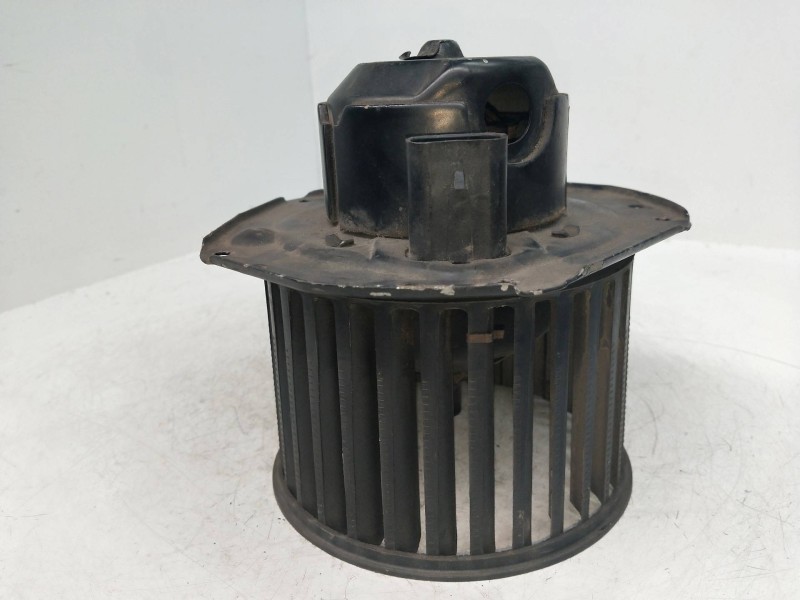 Recambio de motor calefaccion para opel pontiac trans sport 2.3 16v cat referencia OEM IAM 22137302  