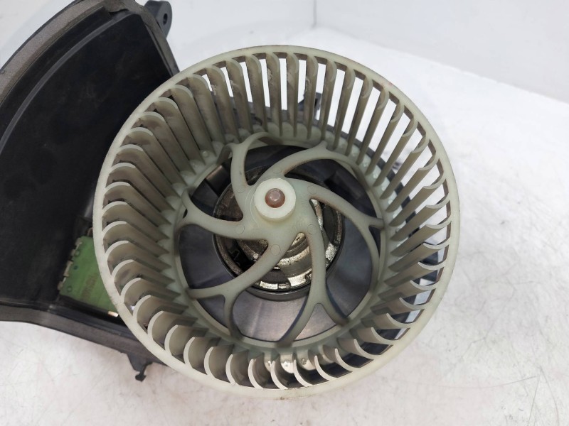 Recambio de motor calefaccion para renault clio ii fase i (b/cbo) 1.9 d referencia OEM IAM 127121200  