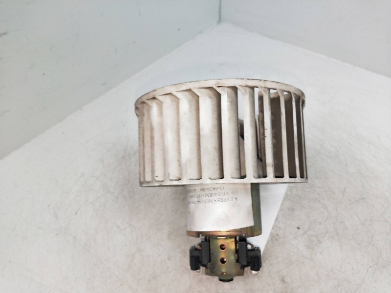 Recambio de motor calefaccion para renault rapid/express (f40) 1.9 diesel referencia OEM IAM EXPRESS  