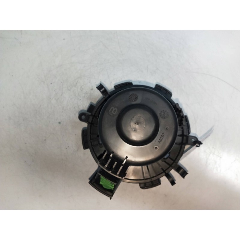 Recambio de motor calefaccion para renault mascott fg 160. 35/55/65 cabina individual referencia OEM IAM A9297  