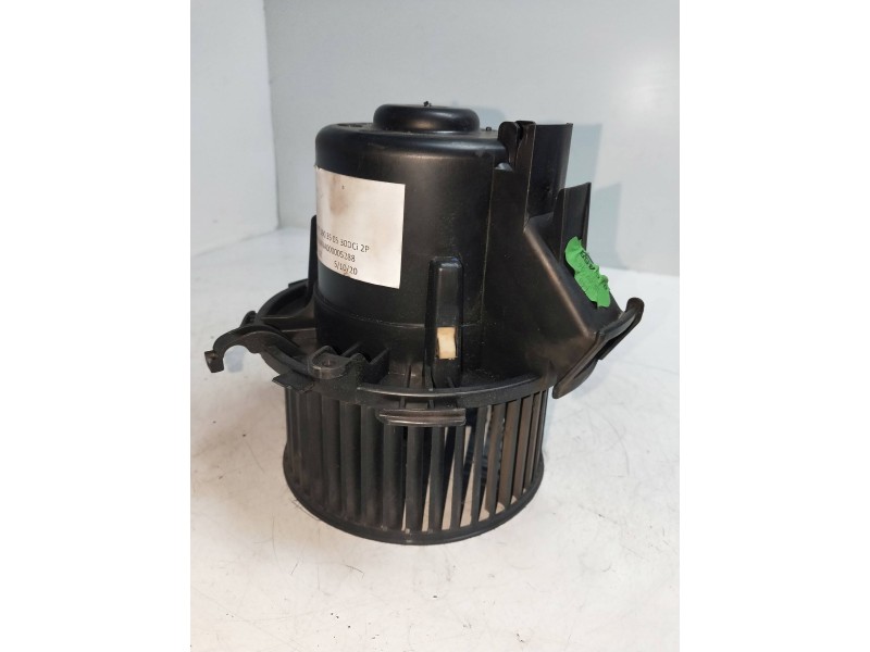Recambio de motor calefaccion para renault mascott fg 160. 35/55/65 cabina individual referencia OEM IAM A9297  