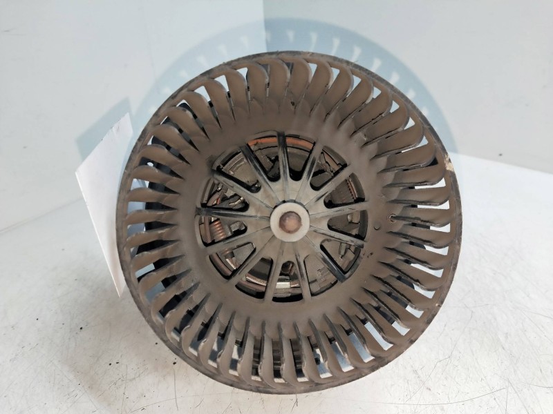Recambio de motor calefaccion para renault mascott fg 160. 35/55/65 cabina individual referencia OEM IAM A9297  