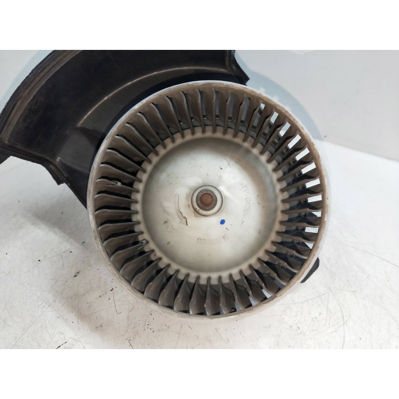 Recambio de motor calefaccion para renault master pritsche/fgst 2.3 dci diesel cat referencia OEM IAM 173830100  