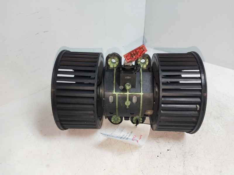 Recambio de motor calefaccion para renault megane iii sport tourer 1.5 dci diesel fap referencia OEM IAM   