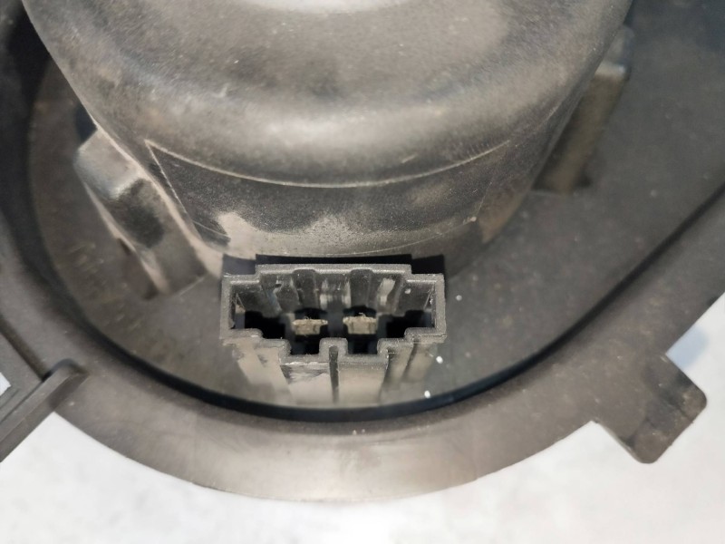 Recambio de motor calefaccion para seat cordoba berlina (6k2) 1.9 tdi referencia OEM IAM 1J1819021B H35657880E 