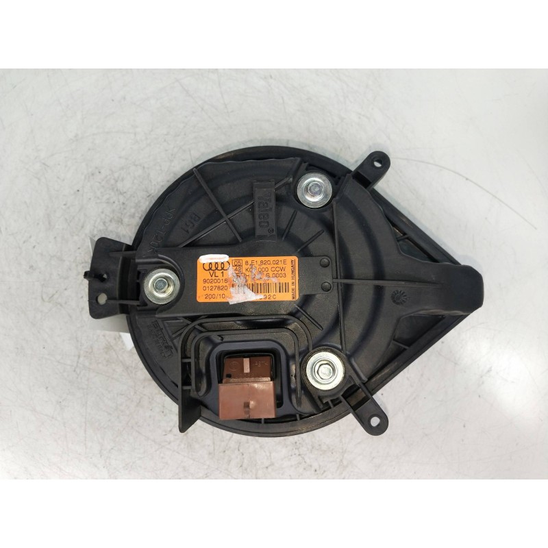 Recambio de motor calefaccion para seat exeo berlina (3r2) 2.0 tdi referencia OEM IAM 8E1820021E K01000CCW 9020016