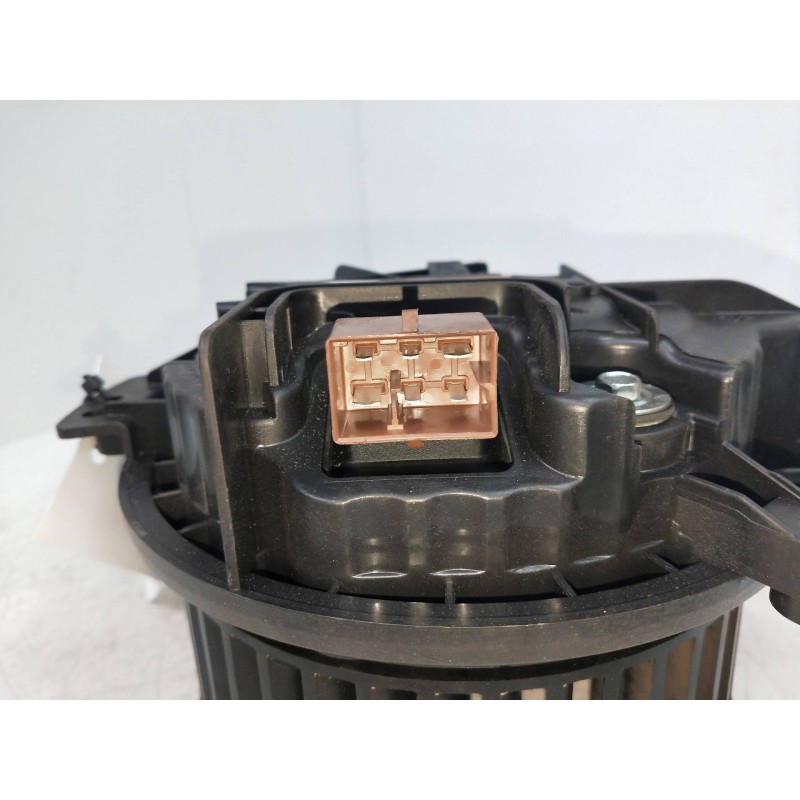 Recambio de motor calefaccion para seat exeo berlina (3r2) 2.0 tdi referencia OEM IAM 8E1820021E K01000CCW 9020016