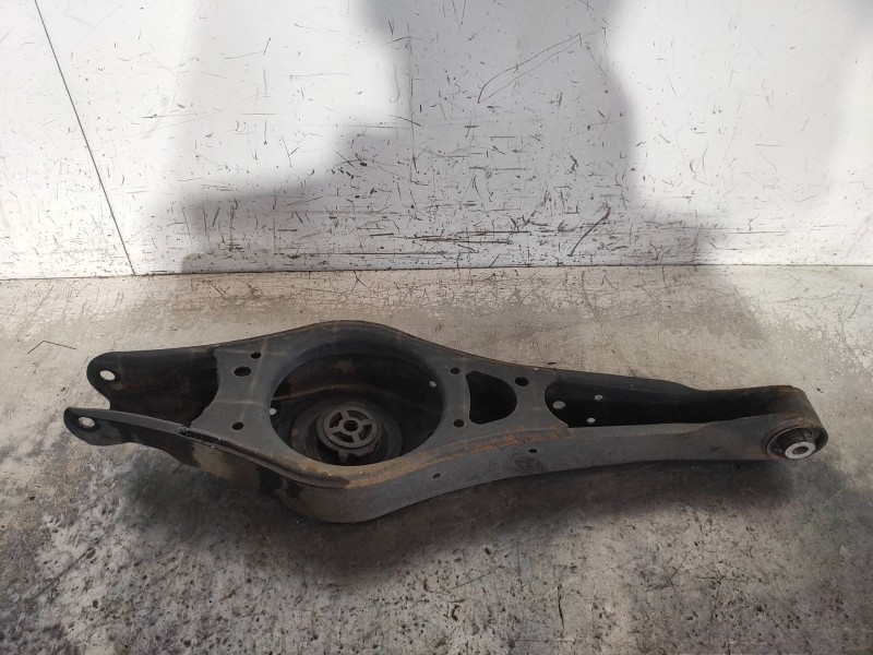 Recambio de brazo suspension inferior trasero derecho para volkswagen golf vi (5k1) advance referencia OEM IAM   5Q0505323C