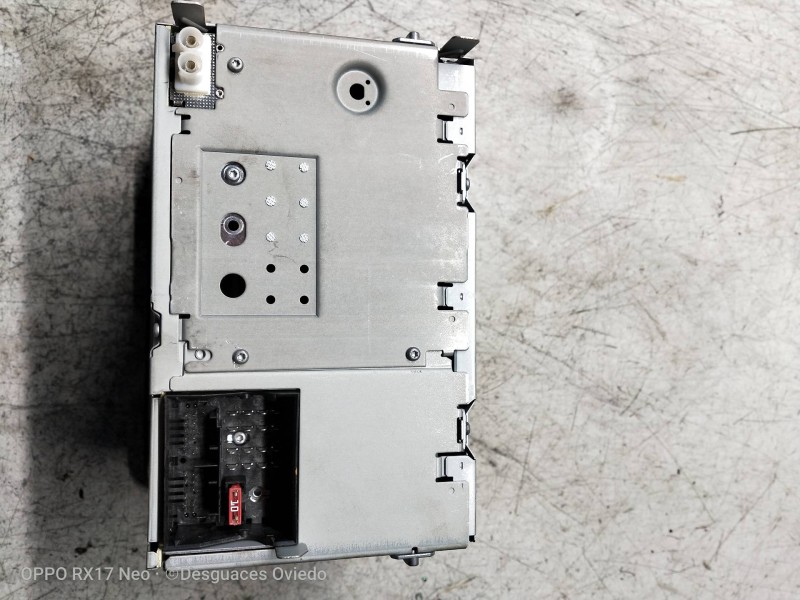 Recambio de sistema audio / radio cd para volkswagen golf vi (5k1) advance referencia OEM IAM 1K0035186AA 1K0057186AA 