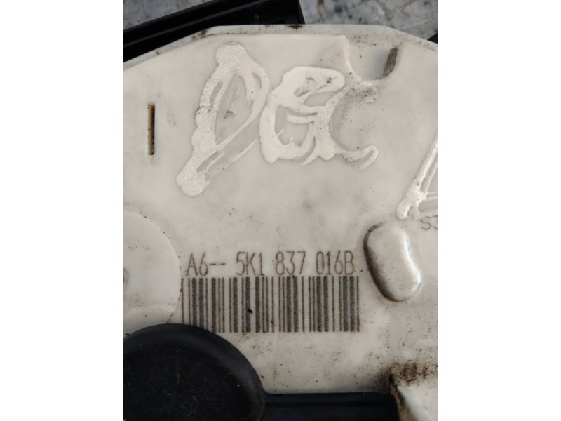 Recambio de motor cierre centralizado delantero derecho para volkswagen golf vi (5k1) advance referencia OEM IAM 5K1837016B  