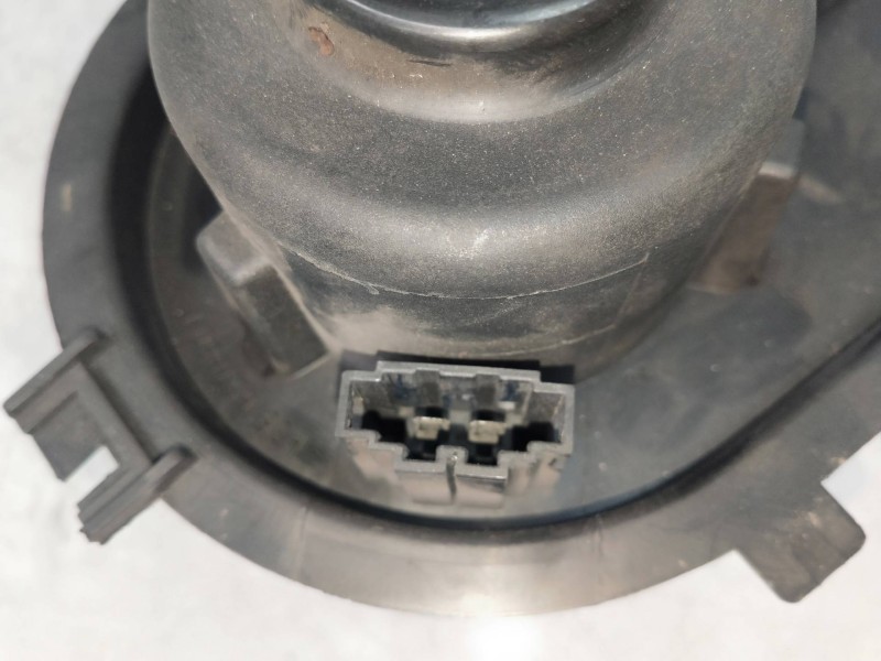 Recambio de motor calefaccion para seat ibiza (6k1) 1.4 16v referencia OEM IAM 1J1819021B H35657880E 