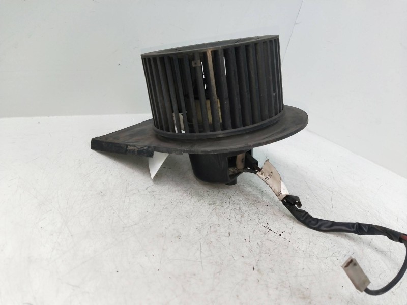 Recambio de motor calefaccion para seat ibiza referencia OEM IAM 132309T  