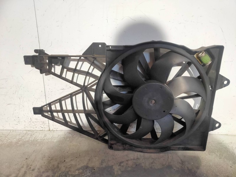 Recambio de electroventilador para fiat linea (110) 1.3 16v jtd cat referencia OEM IAM 51785225 195400 