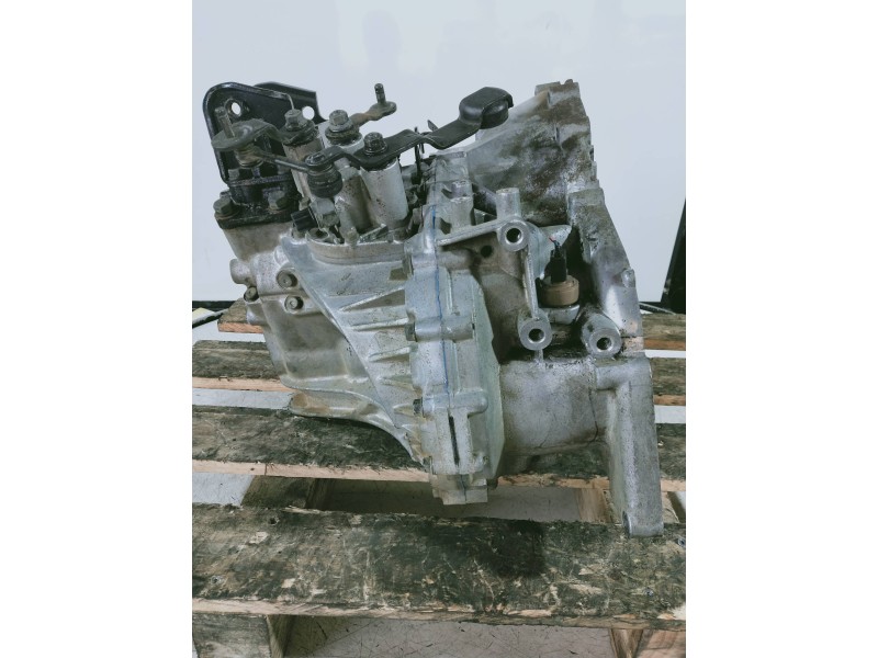 Recambio de caja cambios para hyundai tucson (jm) 2.0 crdi style referencia OEM IAM S614JE 019675 6V