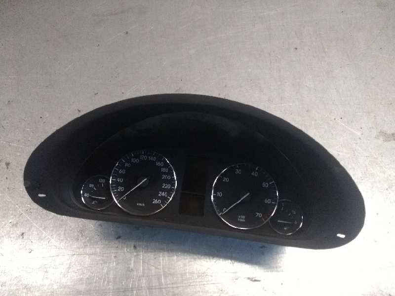 Recambio de cuadro instrumentos para mercedes clase c (w203) berlina 230 (203.052) referencia OEM IAM 110080307001 A2035408747 2