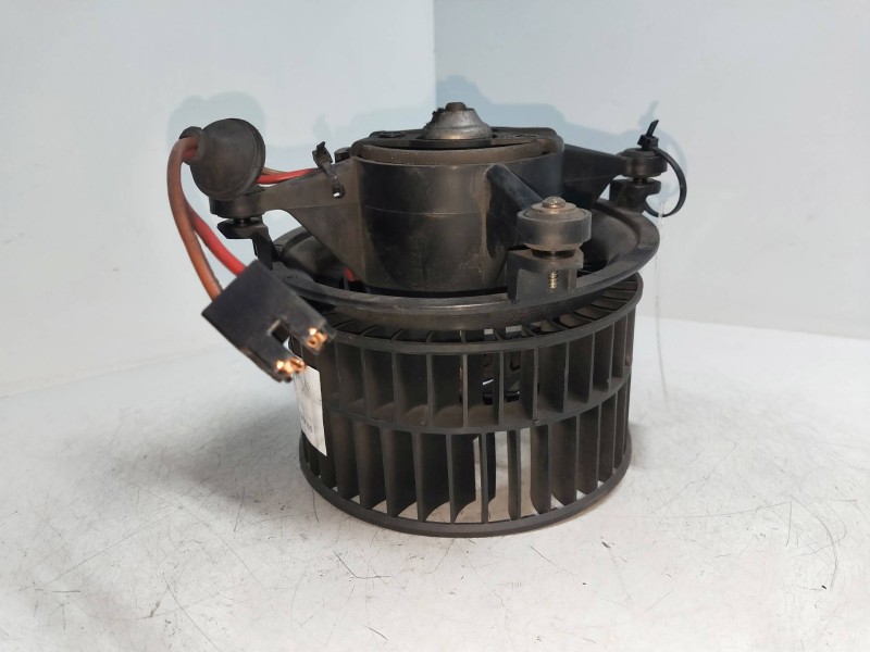 Recambio de motor calefaccion para skoda felicia pickup 1.6 cat referencia OEM IAM 5845F1A  