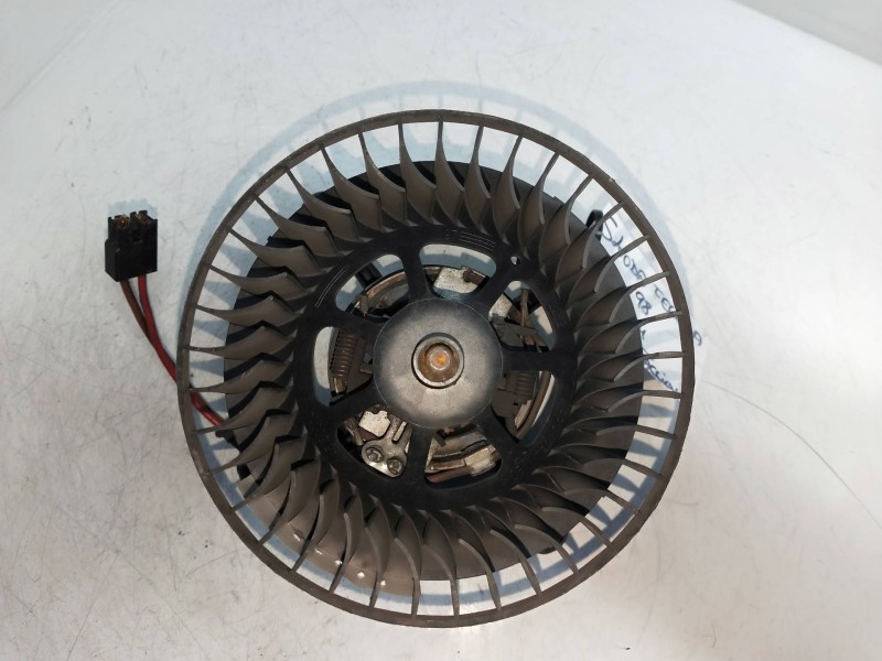 Recambio de motor calefaccion para skoda felicia pickup 1.6 cat referencia OEM IAM 5845F1A  