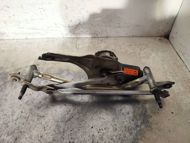 Recambio de motor limpia delantero para fiat linea (110) 1.3 16v jtd cat referencia OEM IAM 51753759 64300335 64300023