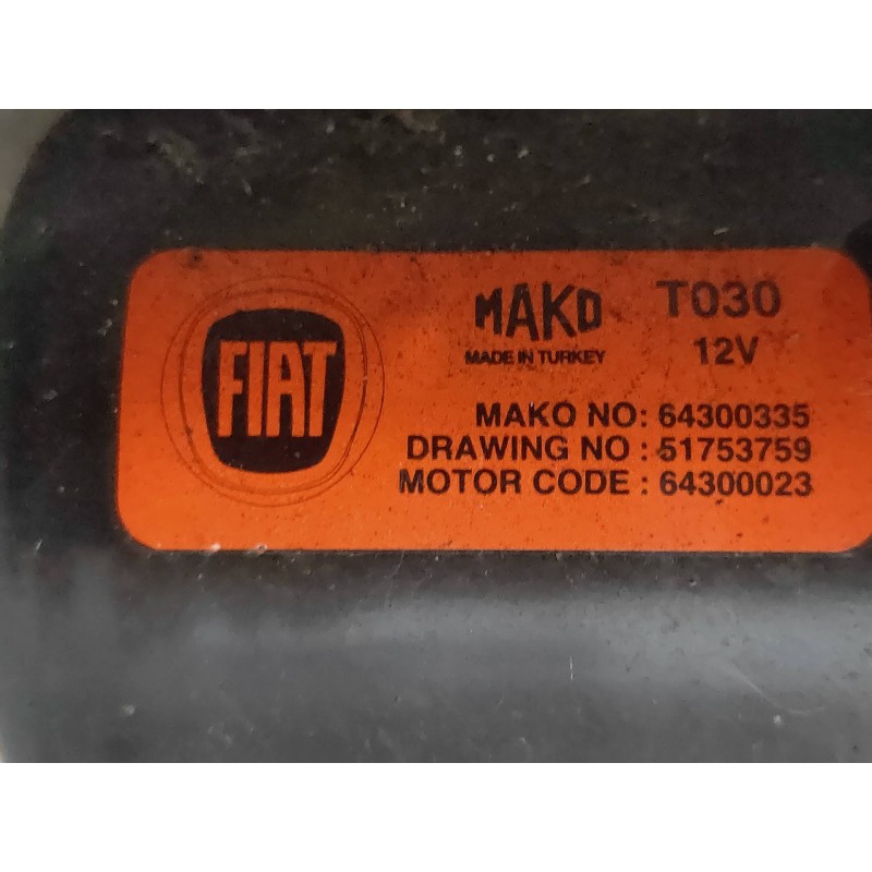 Recambio de motor limpia delantero para fiat linea (110) 1.3 16v jtd cat referencia OEM IAM 51753759 64300335 64300023