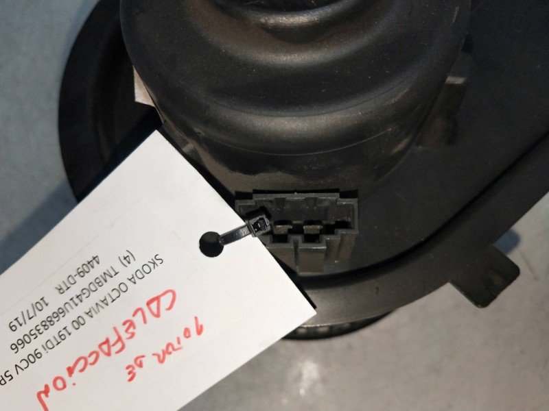 Recambio de motor calefaccion para skoda octavia berlina (1u2) ambiente referencia OEM IAM F667325R 1J1819021C 