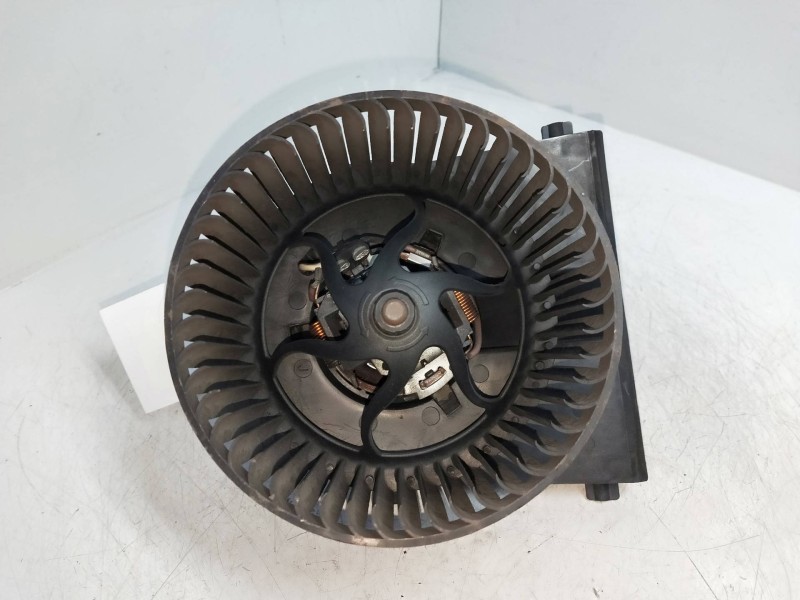 Recambio de motor calefaccion para skoda octavia berlina (1u2) ambiente referencia OEM IAM F667325R 1J1819021C 