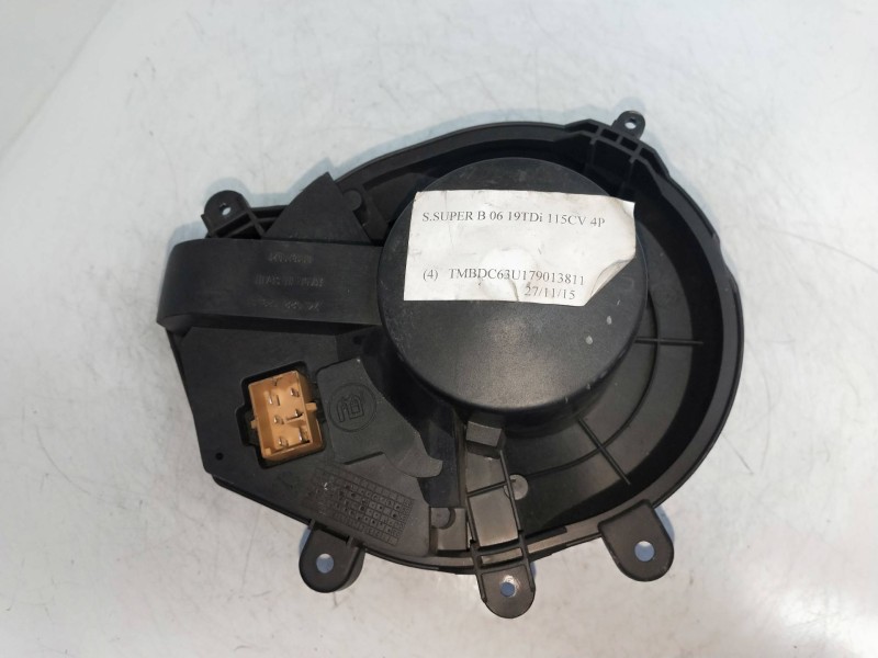 Recambio de motor calefaccion para skoda superb (3u4) 1.9 tdi referencia OEM IAM 740221233F 8D1820021 