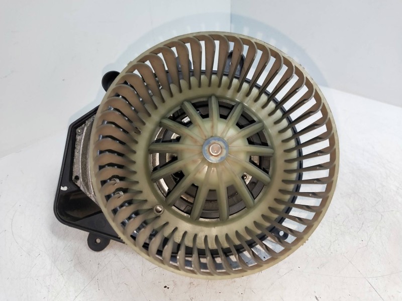 Recambio de motor calefaccion para skoda superb (3u4) 1.9 tdi referencia OEM IAM 740221233F 8D1820021 