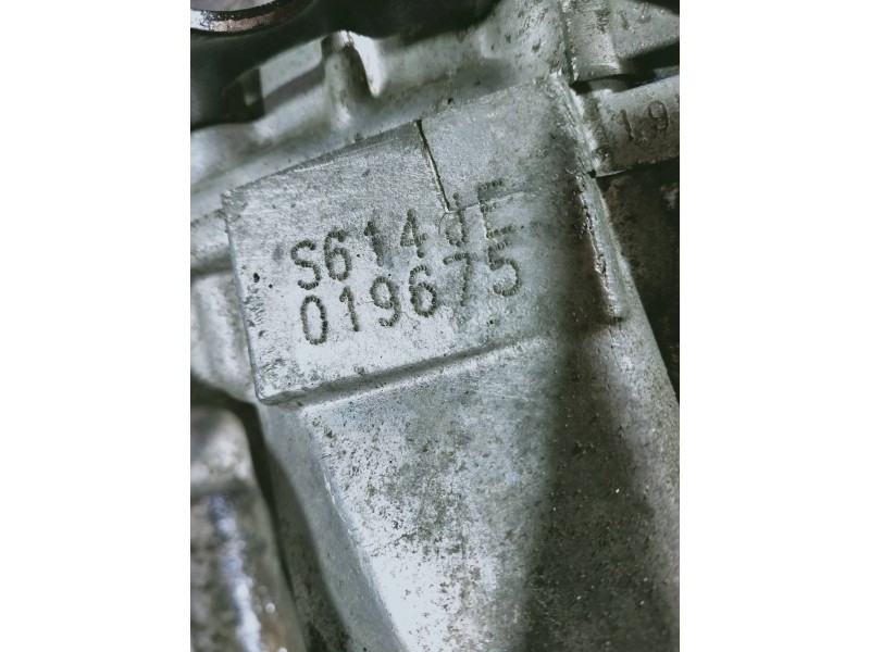 Recambio de caja cambios para hyundai tucson (jm) 2.0 crdi style referencia OEM IAM S614JE 019675 6V