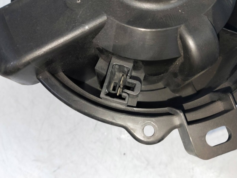 Recambio de motor calefaccion para smart forfour 1.3 cat referencia OEM IAM MF0160700701 11104349 